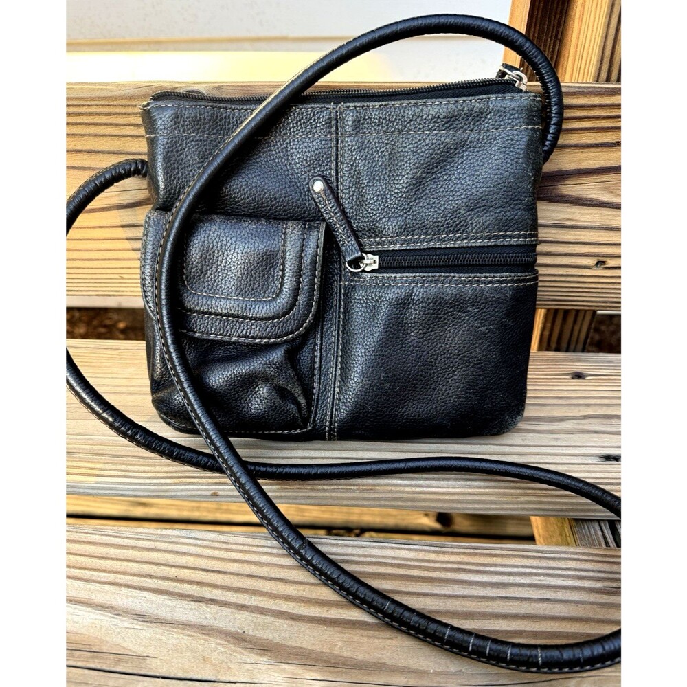 Vintage Tignanello Pebbled Leather Purse Black Crossbody Shoulder Bag Italy